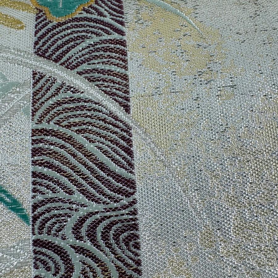 袋帯 秀品 細緻織 三重綾織 短冊秋草蒔絵文 金銀糸 刺繍 銀色 六通 