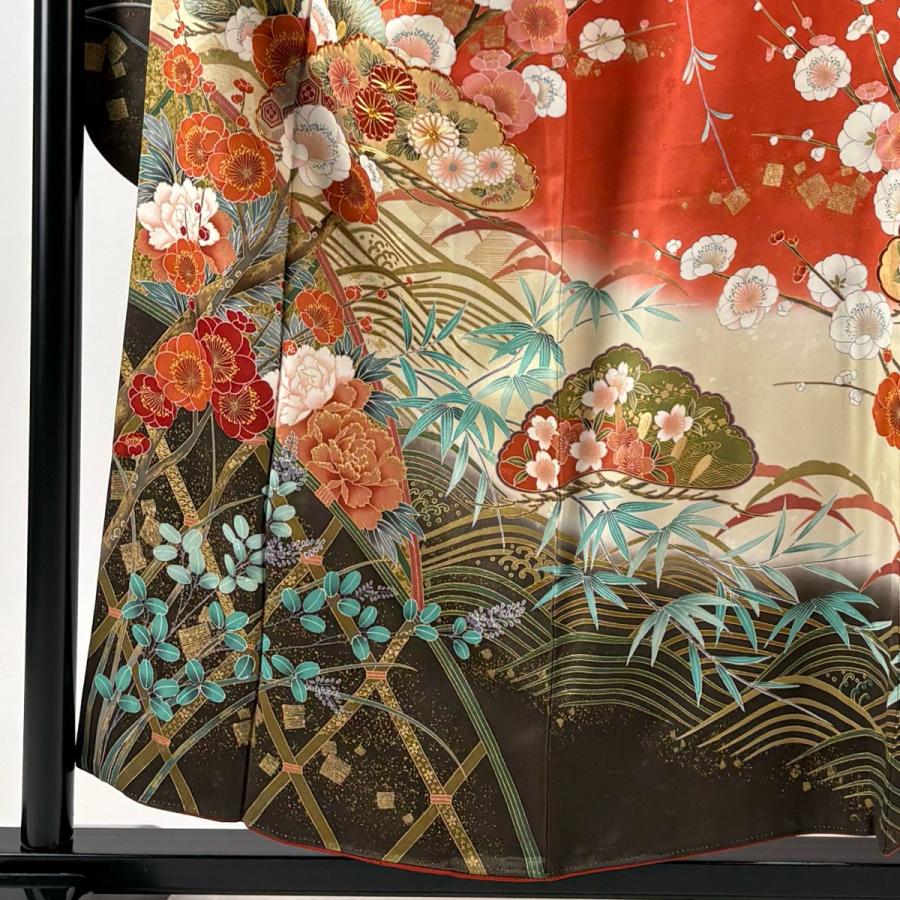 美品】 振袖 身丈155cm 裄丈63cm S 袷 桜 花びら 金糸 金彩 えんじ色