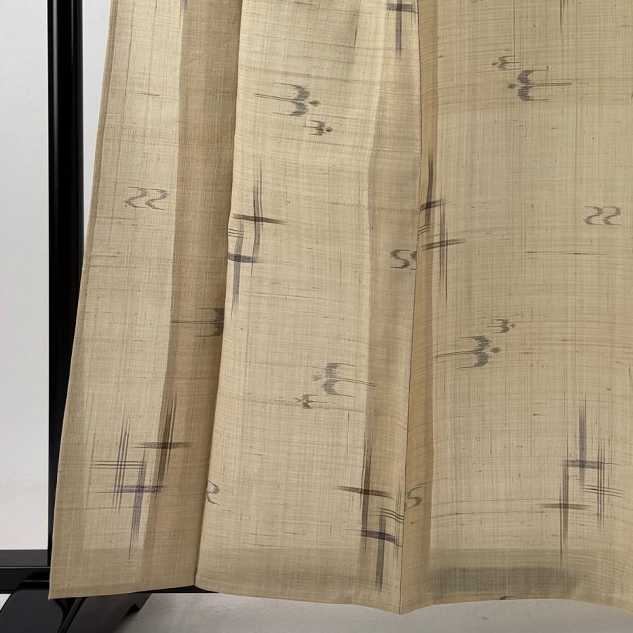 美品 紬 身丈161.5cm 裄丈63cm S 薄物 夏紬 衣波多上布 燕 絣柄 薄茶色