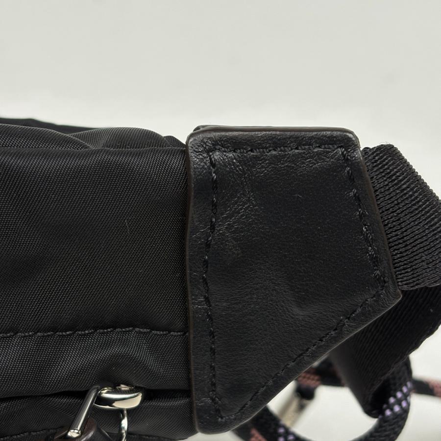 MONCLER（モンクレール） ロゴ ボディバッグ ウエストバッグ