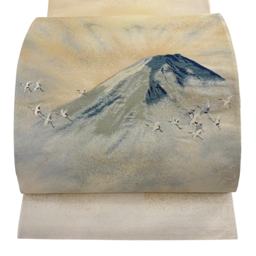 袋帯 未使用 正絹 フォーマル 仕立て上がり 全通 横山大観 落款 自然文様 風景 木々の図 箔糸 きもの北條 A1262-16 袋帯 名品 じゅらく 落款あり 横山大観 霊峰飛鶴 金彩 箔 灰白 お太鼓