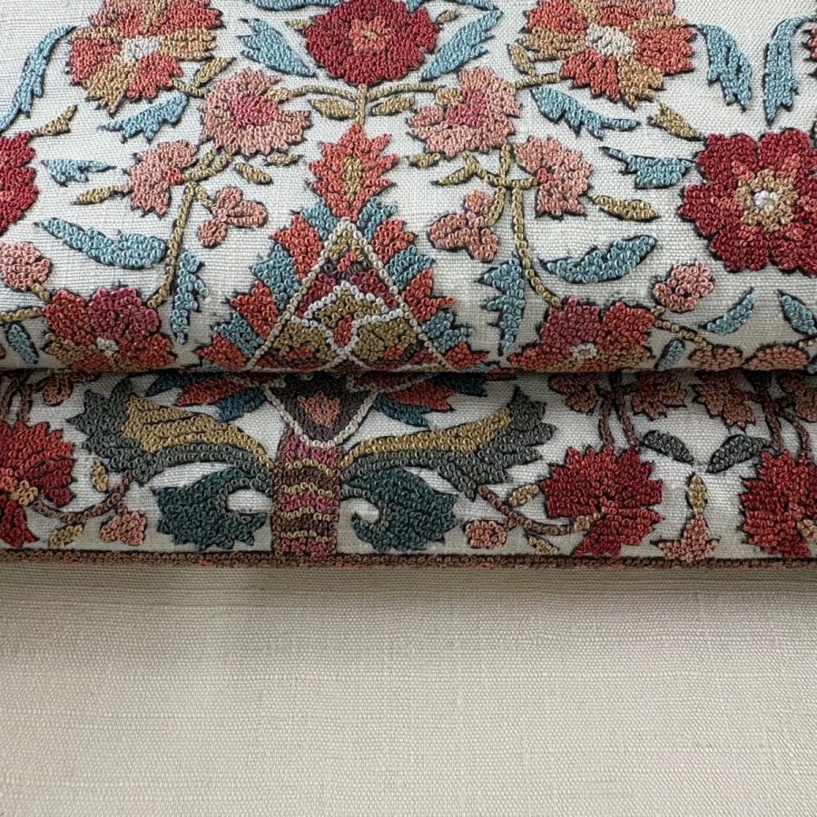 袋帯 逸品 蒋雪英 落款あり 紬地 草花 花唐草 蘇州刺繍 ベージュ