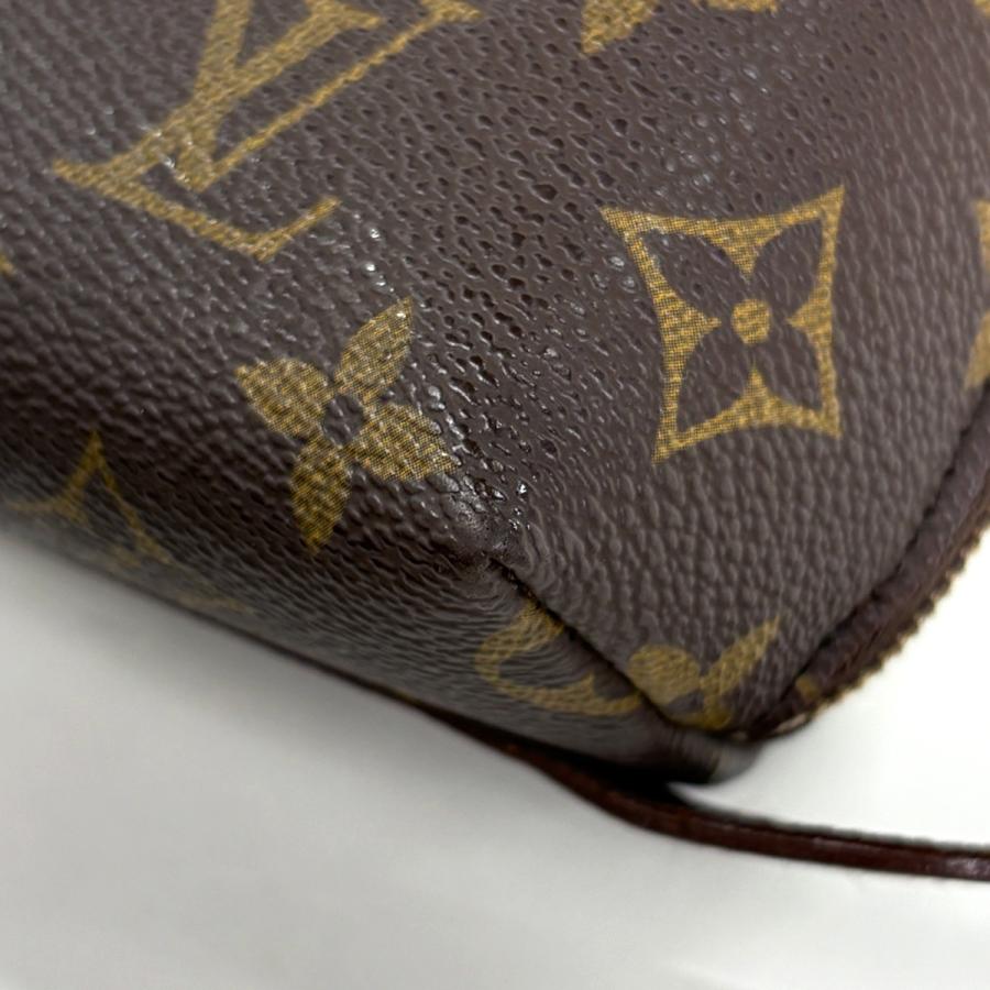 LOUIS VUITTON（ルイ・ヴィトン） トゥルース ドゥミロンド 化粧ポーチ 