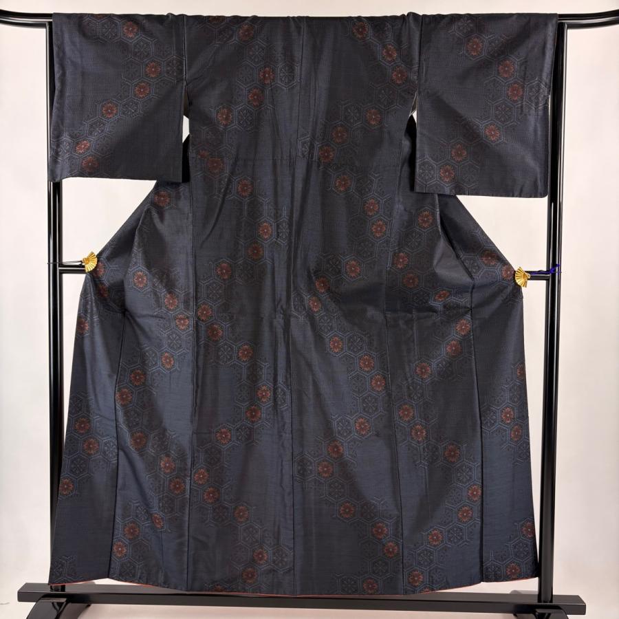 紬 身丈157cm 裄丈64.5cm M 袷 亀甲 花 紺色 正絹 優品 中古