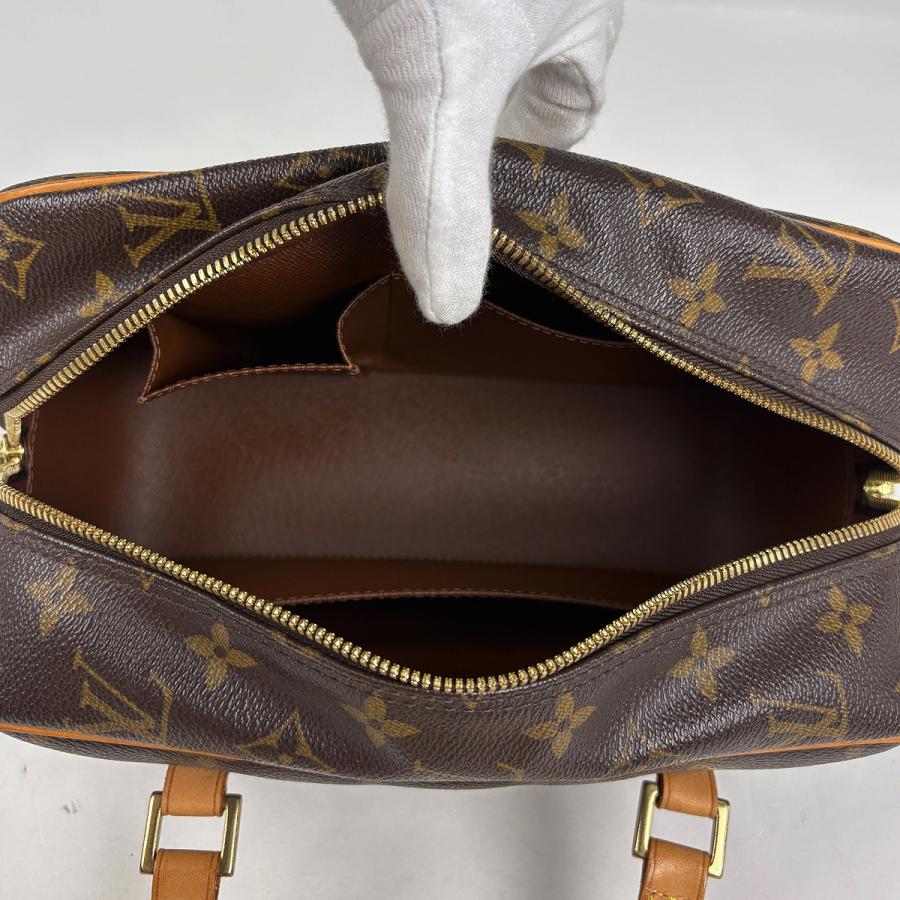 LOUIS VUITTON（ルイ・ヴィトン） シテMM 肩掛け ショルダーバッグ 