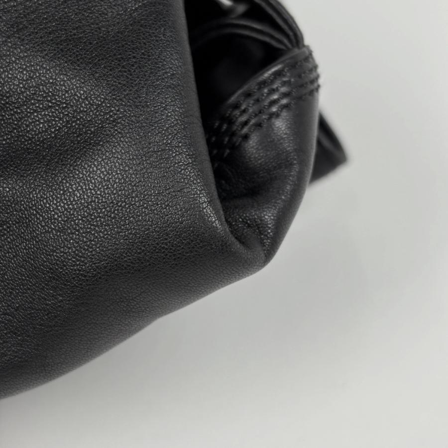 LOEWE（ロエベ） ナッパアイレ 手提げ アナグラム ハンドバッグ レザー