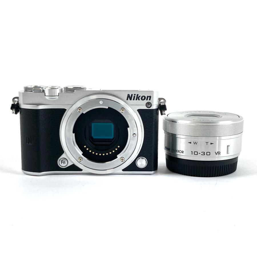(未使用･未開封品)　Nikon ミラーレス一眼 Nikon1 J5 標準パワーズームレンズキット シルバー J5HPLKSL kmdlckf Nikon 1 J5 ミラーレス一眼カメラ 標準パワーズームレンズキット