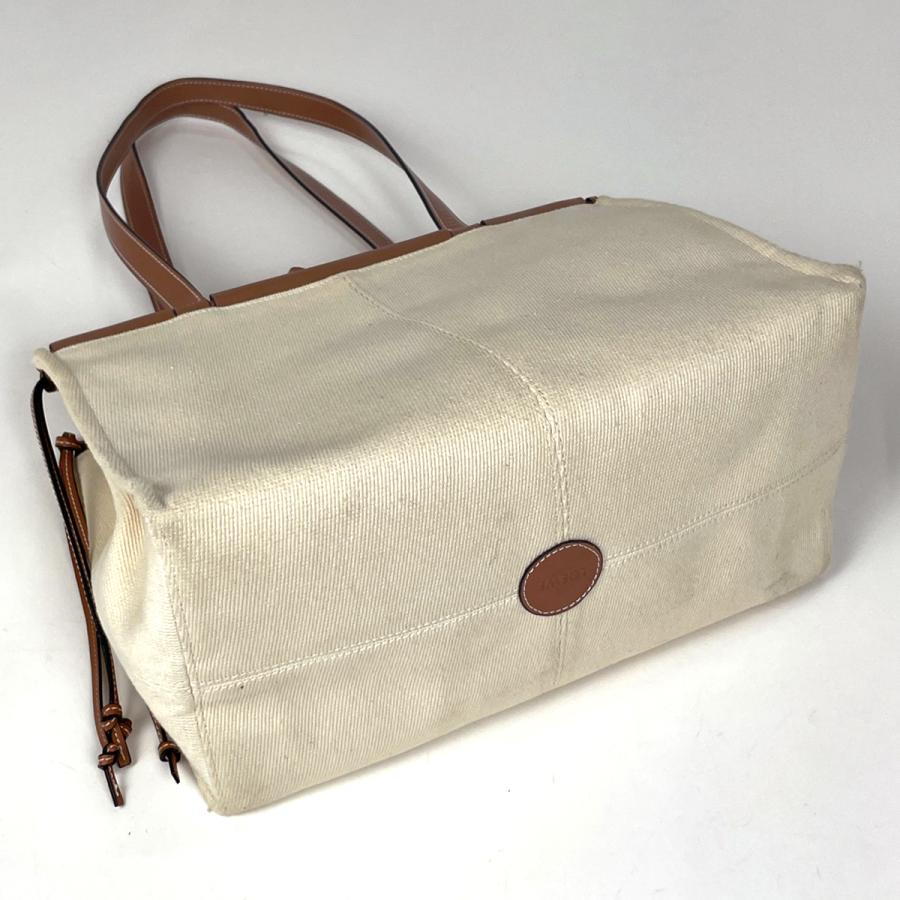 LOEWE（ロエベ） クッショントート ラージ ショルダーバッグ 