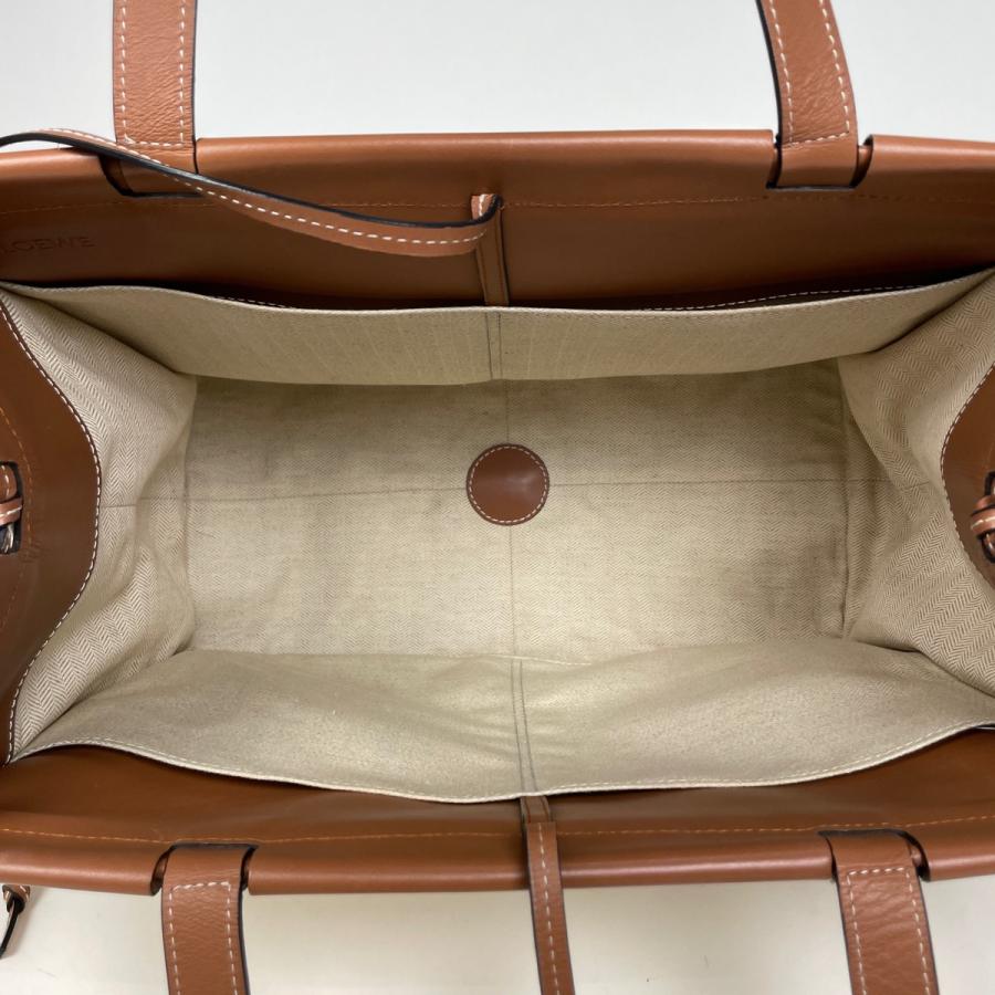 LOEWE（ロエベ） クッショントート ラージ ショルダーバッグ 