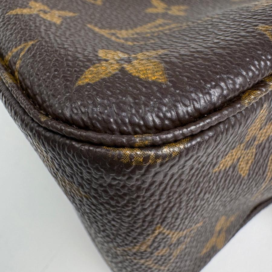 LOUIS VUITTON（ルイ・ヴィトン） トゥルース トワレット23 セカンド 