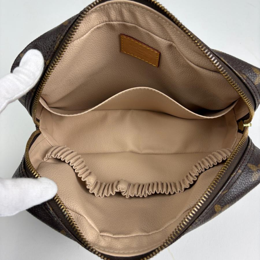 LOUIS VUITTON（ルイ・ヴィトン） トゥルース トワレット23 セカンド 
