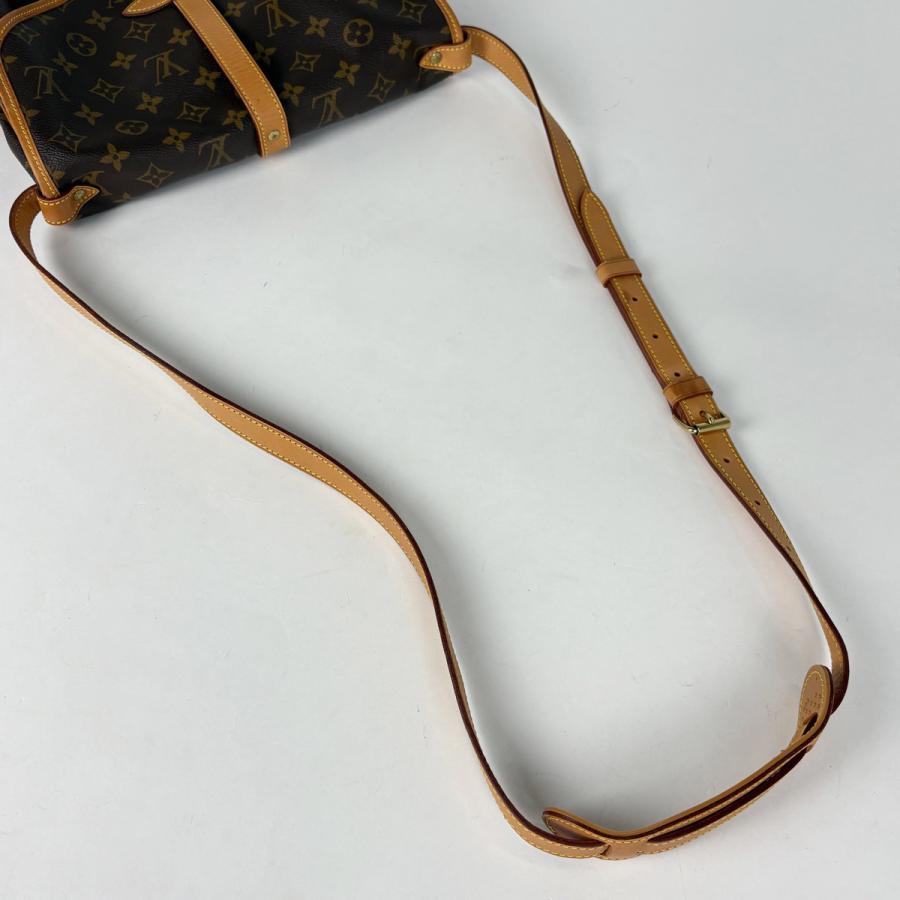 LOUIS VUITTON（ルイ・ヴィトン） ソミュール30 斜め掛け ショルダー 
