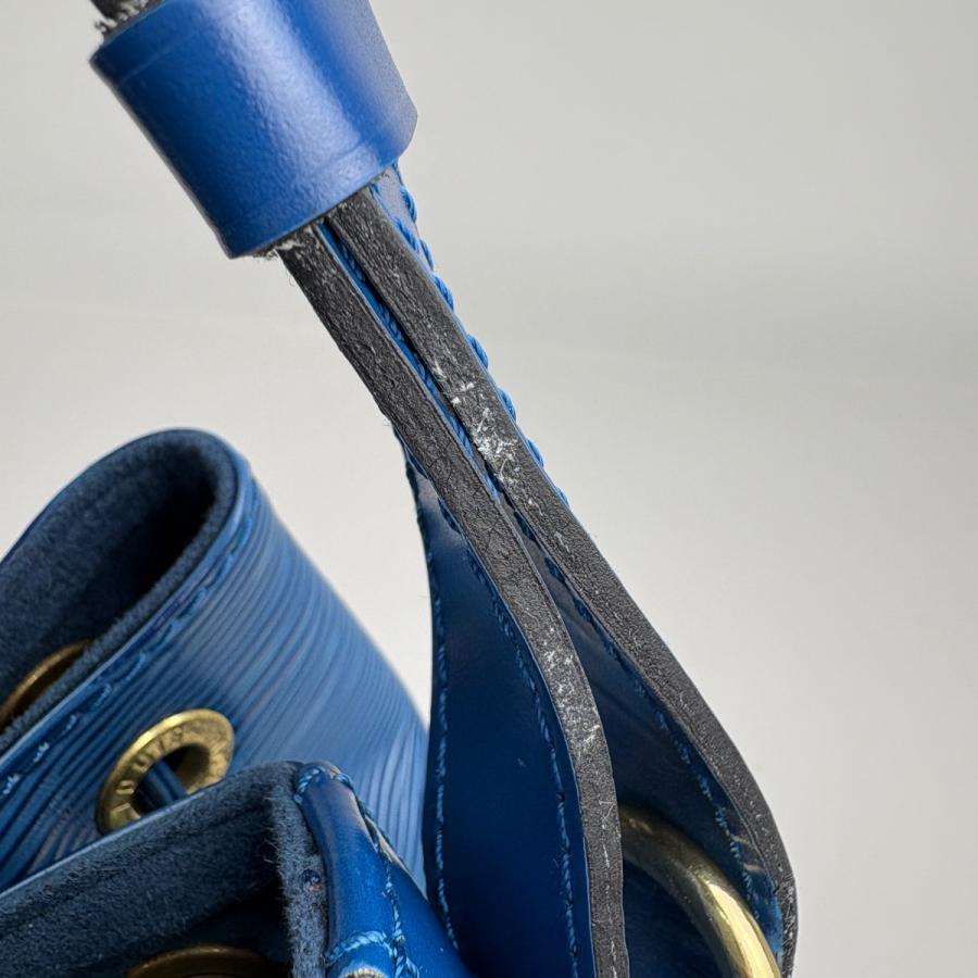 LOUIS VUITTON（ルイ・ヴィトン） ノエ 巾着型 ショルダーバッグ エピ