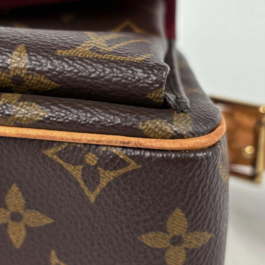 LOUIS VUITTON（ルイ・ヴィトン） ヴィバ シテMM ワンショルダー 