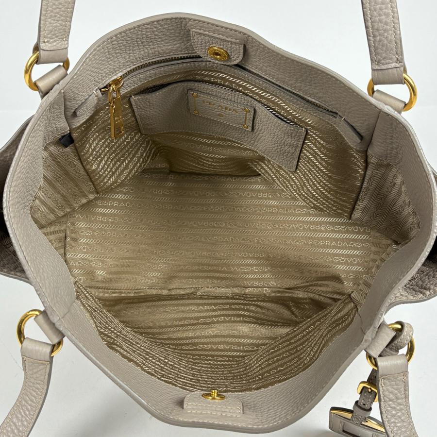 PRADA（プラダ） ロゴ トートバッグ 肩掛け ショルダーバッグ トート