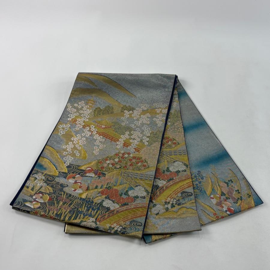 美品 袋帯 秀品 まいづる 落款あり 平安神宮 草花 箔 灰色 六通 正絹