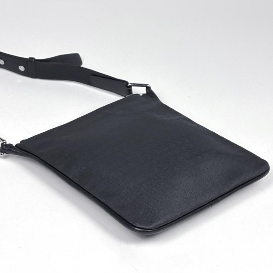 ロエベ ショルダーバッグ アナグラム 斜め掛け ビンテージ レザー ブラック LOEWE（ロエベ） アナグラム ショルダーバッグ 斜め掛け ショルダー