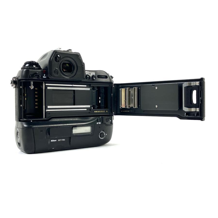 ニコン Nikon F5 ボディ フィルム オートフォーカス 一眼レフカメラ 中古の画像