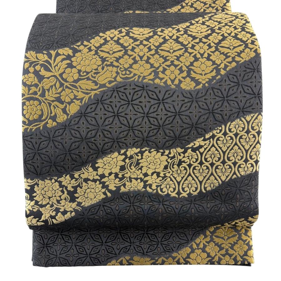 美品 袋帯 名品 草花 灰色 六通 正絹 中古 : リユースセレクトショップ