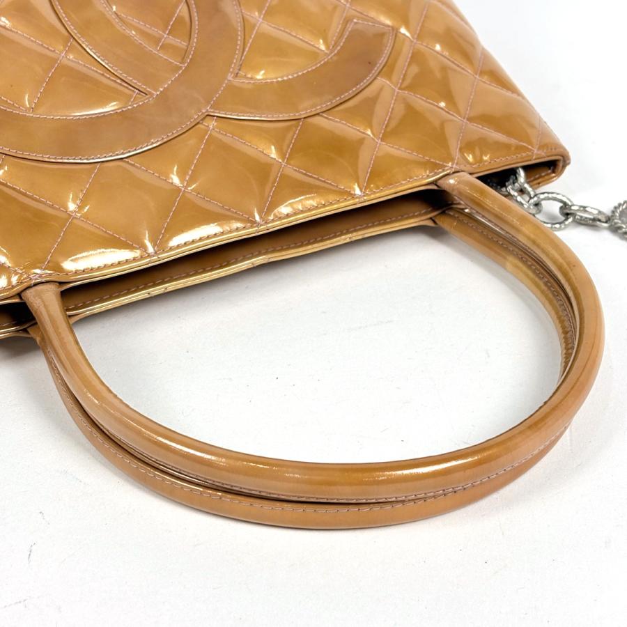 シャネル CHANEL 復刻トート ハンドバッグ ココマーク トートバッグ パテントレザー ブラウン パープル A01804 レディース 中古の画像
