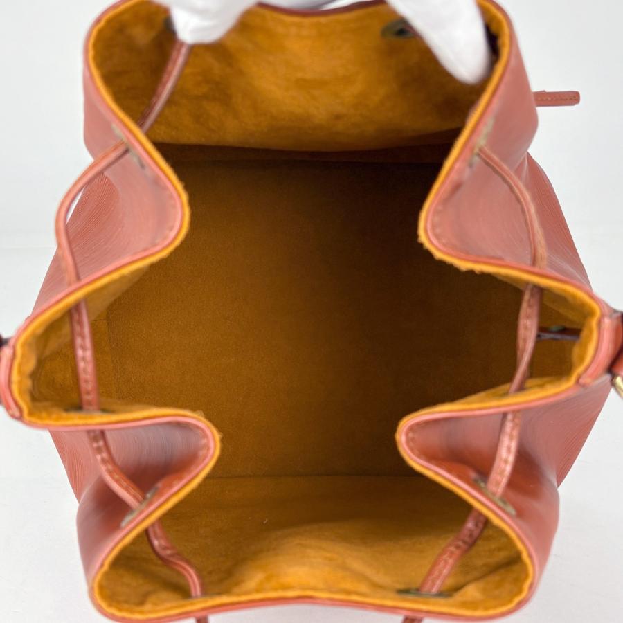 VUITTON　ノエ　ワンショルダー　モノグラム　レザー　PVC　肩掛け LOUIS VUITTON（ルイ・ヴィトン） プチ ノエ ワンショルダー 肩掛け