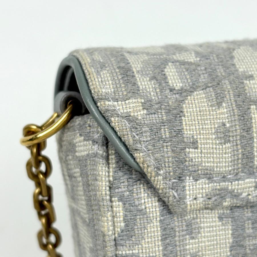 Christian Dior（クリスチャン・ディオール） トロッター柄 チェーン