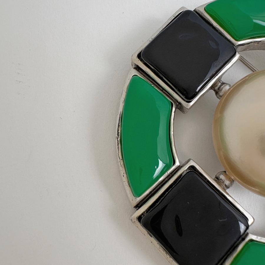 シャネル CHANEL フェイクパール ブローチ ココマーク メタル シルバー グリーン ブラック レディース 中古