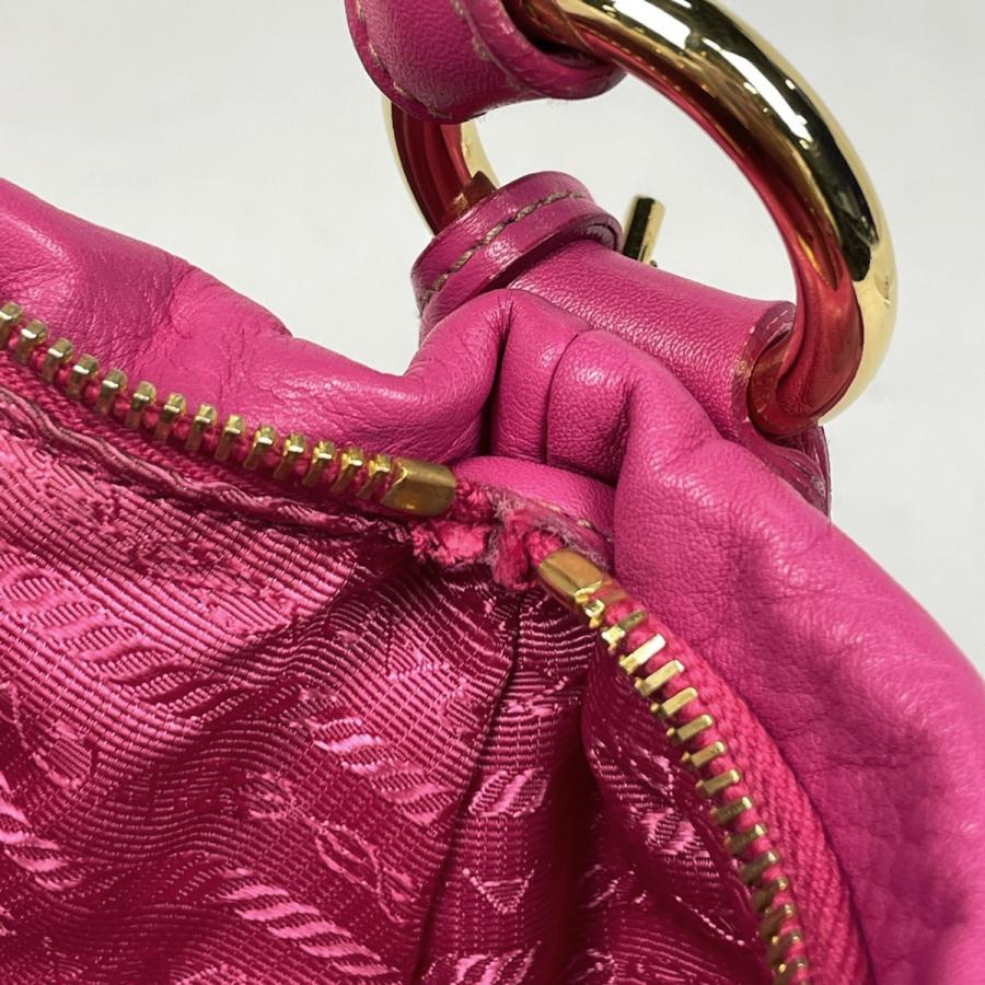 PRADA（プラダ） ロゴ ハンドバッグ ギャザー ハンドバッグ レザー 