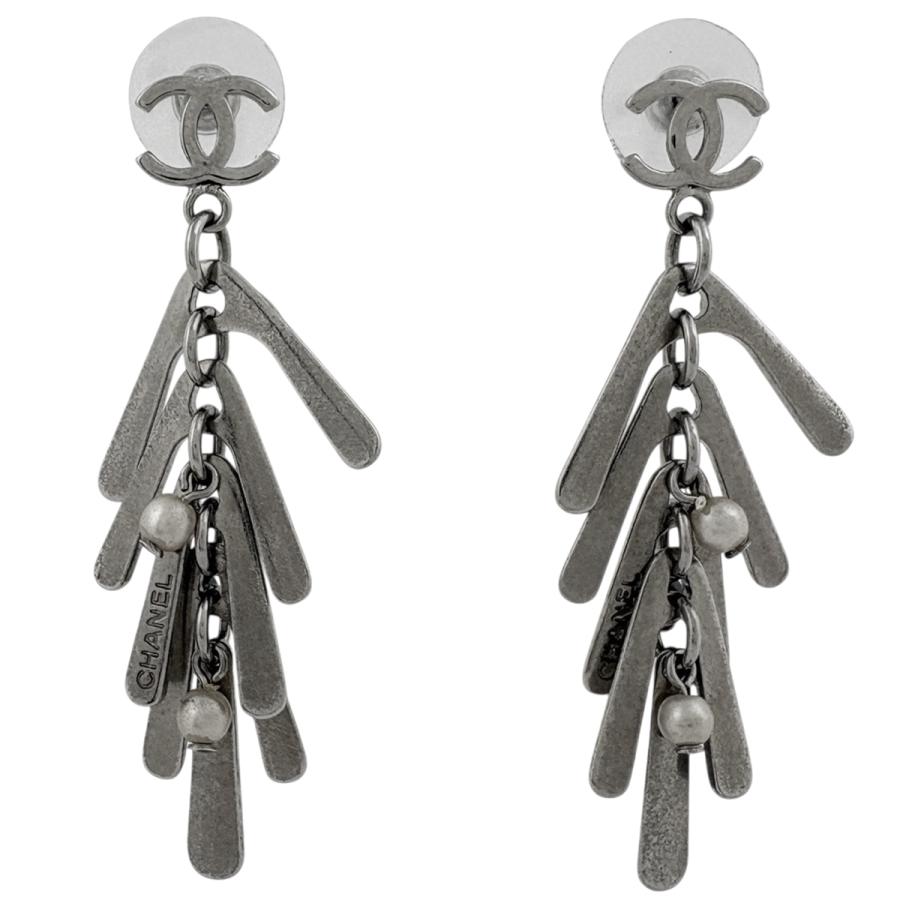 美品　CHANEL シャネル　ピアス　シルバー　パール　ココマーク　ココ　両耳 CHANEL（シャネル） ココマーク ピアス シルバーメッキ フェイクパール