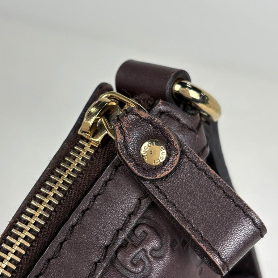 GUCCI（グッチ） GUCCI GG柄 ラブリー ショルダーバッグ シマレザー