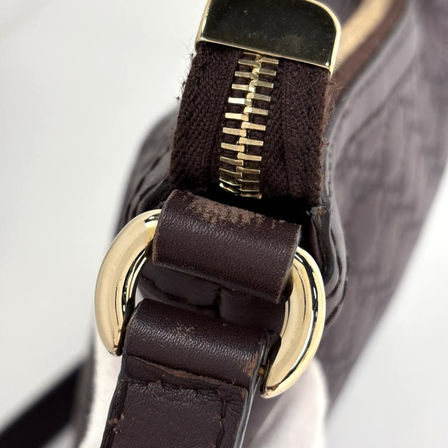 GUCCI（グッチ） GUCCI GG柄 ラブリー ショルダーバッグ シマレザー 