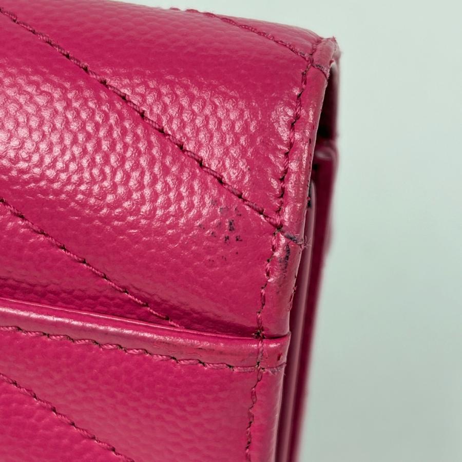 Yves Saint Laurent（イヴ・サンローラン） ロゴ 三つ折り 財布 レザー