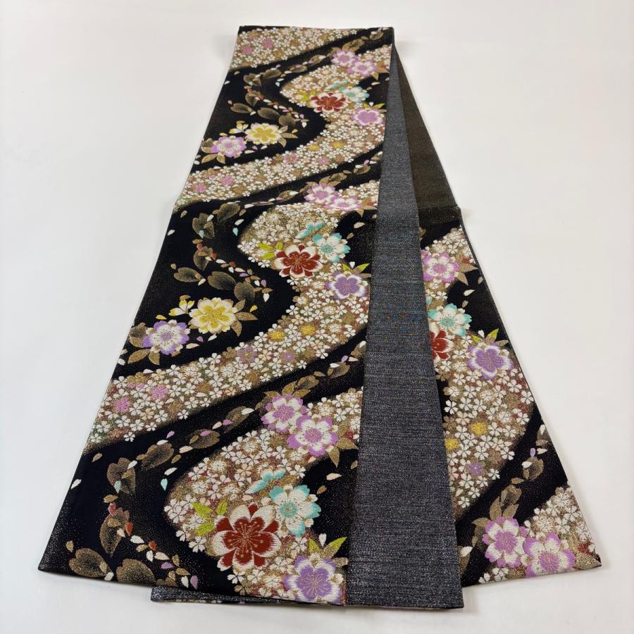 美品 袋帯 秀品 振袖向き 桜 流水 金糸 箔 黒 六通 正絹 中古