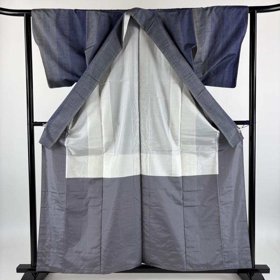 【美品】 紬 身丈159.5cm 裄丈62cm 正絹 逸品 【中古】 美品 紬 身丈159.5cm 裄丈62cm S 袷 縞 青灰色 正絹 優品 中古