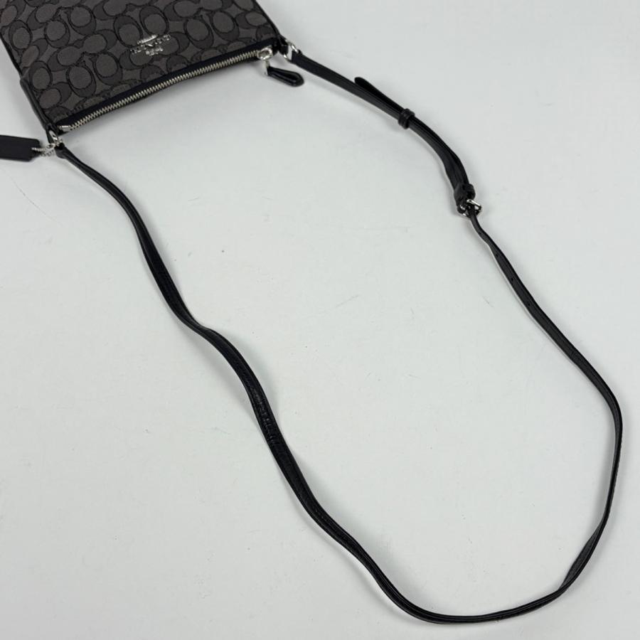 COACH（コーチ） シグネチャー ショルダーバッグ キャンバス グレー