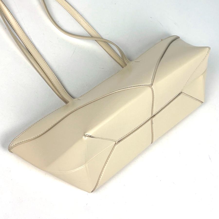 LOEWE（ロエベ） パズルフォルド ショルダーバッグ レザー ホワイト 
