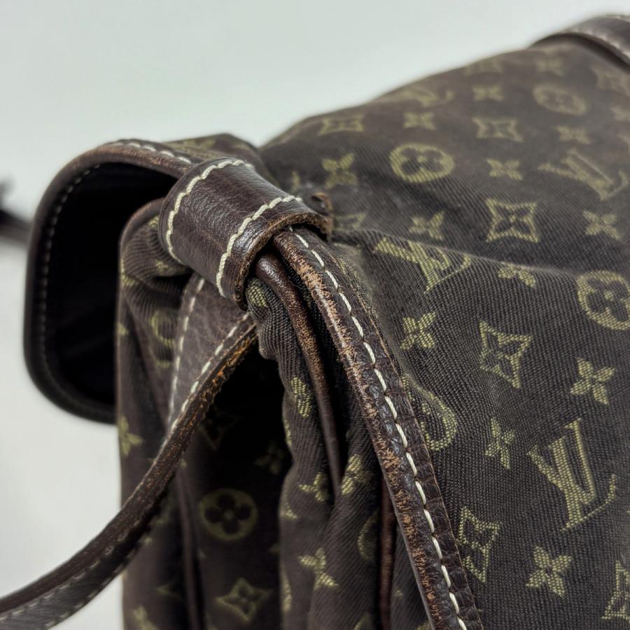 LOUIS VUITTON（ルイ・ヴィトン） ソミュール30 斜め掛け ショルダー