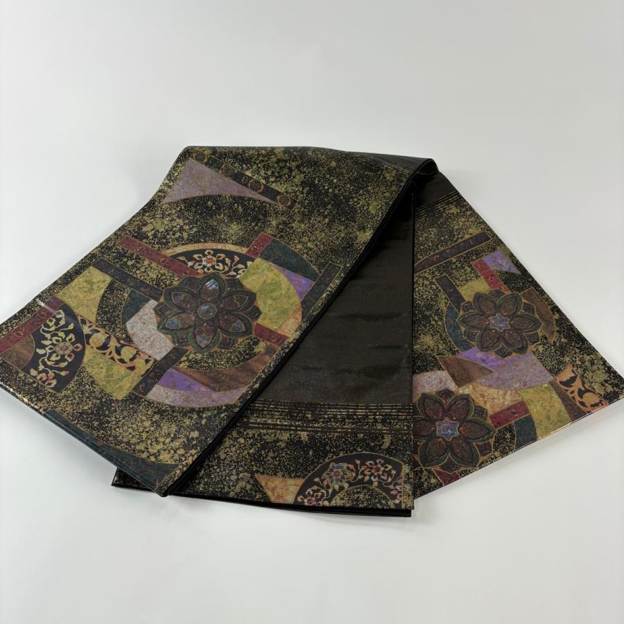 美品 袋帯 秀品 華文 幾何学 螺鈿箔 箔 黒灰 お太鼓柄 正絹 中古