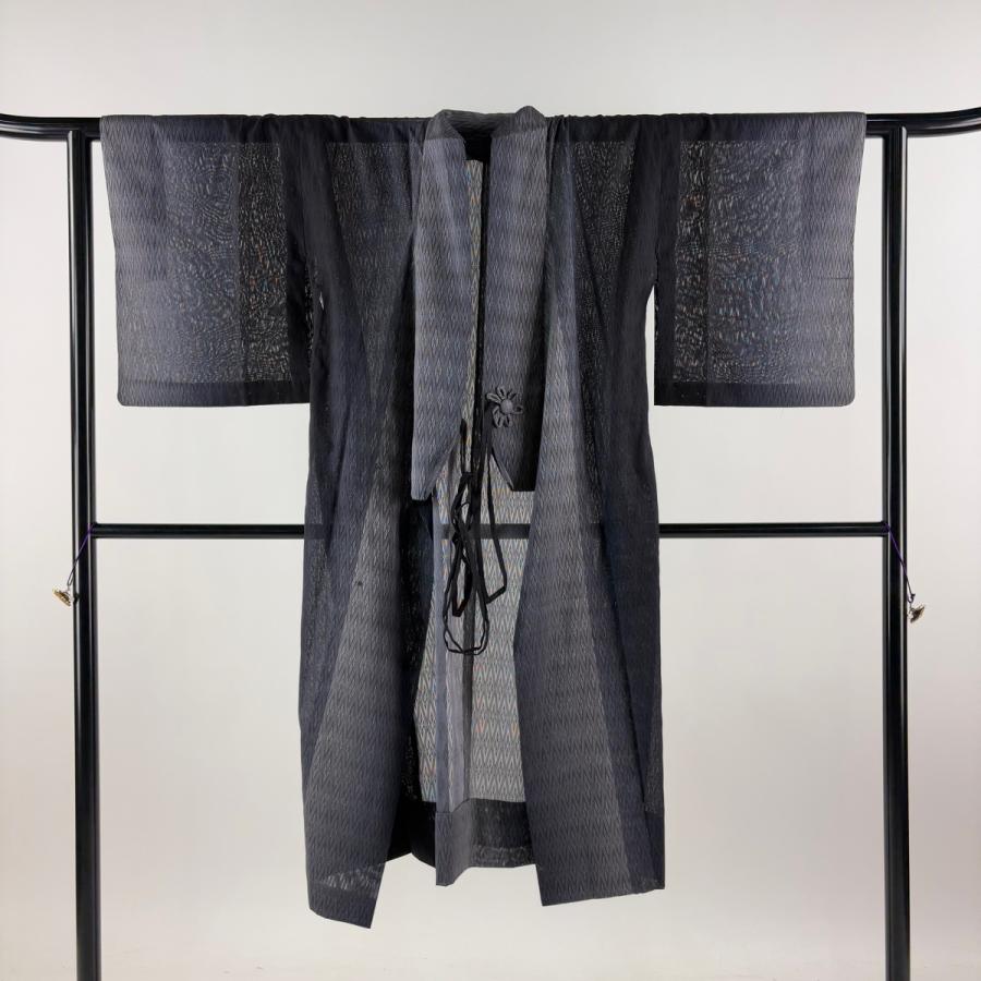 美品 道中着 身丈124cm 裄丈63.5cm S 和装コート 着物衿 菱 黒灰 正絹 逸品 中古_2