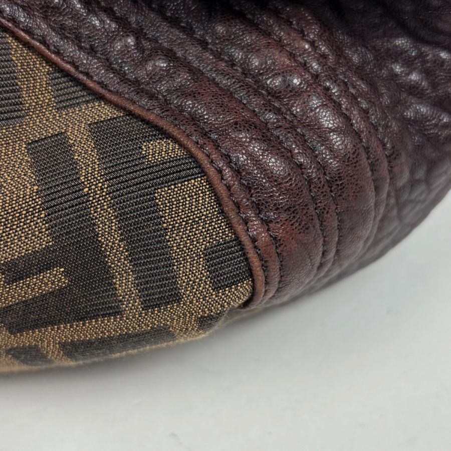 FENDI（フェンディ） ズッカ柄 ミニスパイバッグ ハンドバッグ