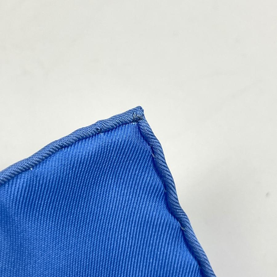エルメス HERMES プチカレ スカーフ ポケットチーフ ブルー 絹 HERMES（エルメス） HERMES H柄 ハンカチ ポケットチーフ プチカレ