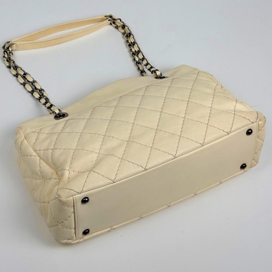 CHANEL ワイルドステッチチェーン トートバッグ CHANEL（シャネル） ワイルドステッチ チェーン トートバッグ ココ