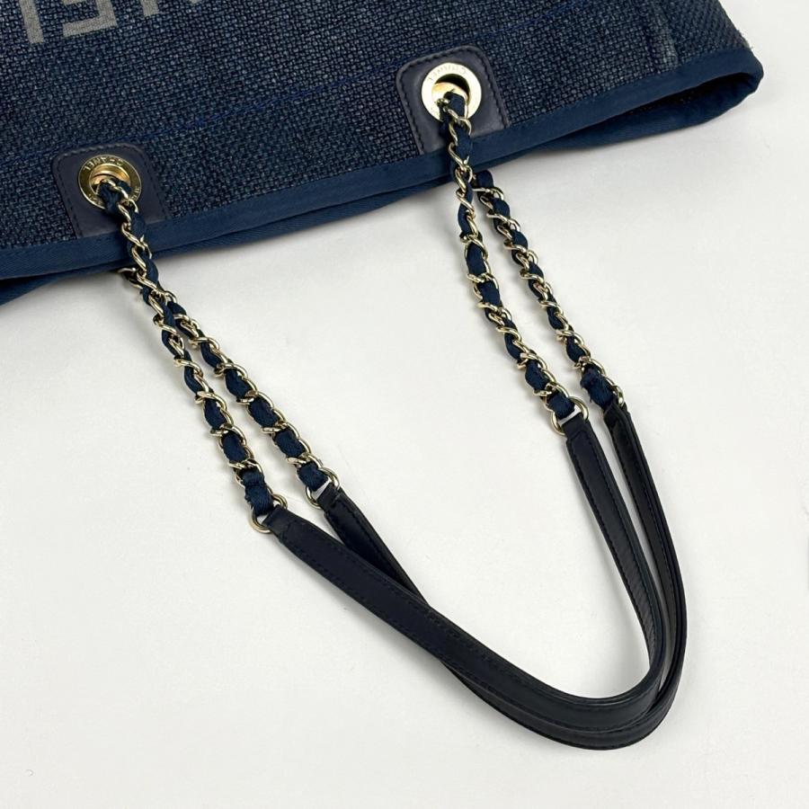 CHANEL（シャネル） ドーヴィルライン チェーン トートバッグ ココ
