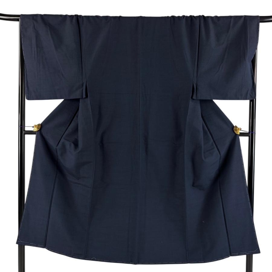 美品 男着物 身丈142cm 裄丈70.5cm M 袷 紬 アンサンブル 紺色 正絹 秀