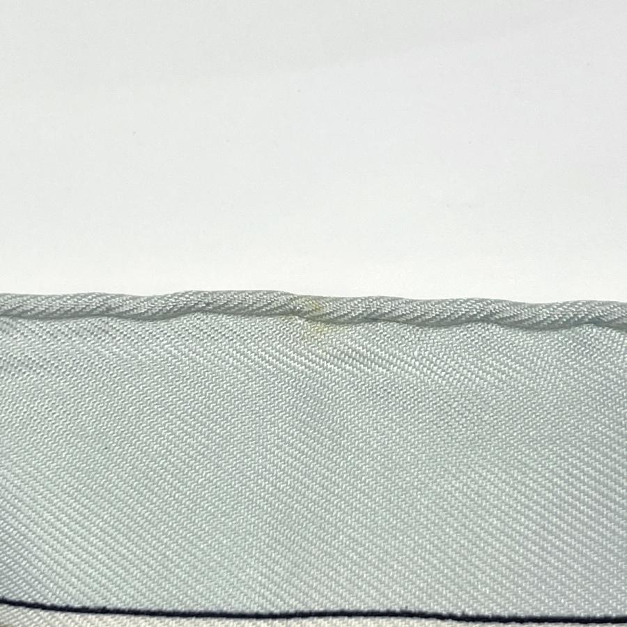 HERMES（エルメス） カレ90 Neige d'Antan 去年の雪 スカーフ シルク
