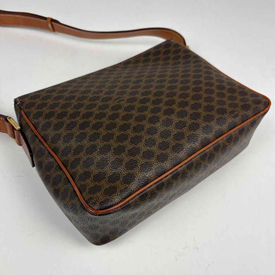CELINE（セリーヌ） マカダム柄 ショルダーバッグ サークルロゴ 