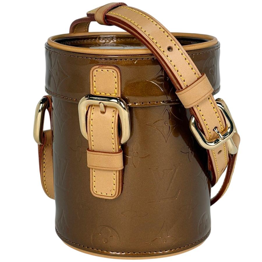 LOUIS VUITTON（ルイ・ヴィトン） アスター プレイス エナメル
