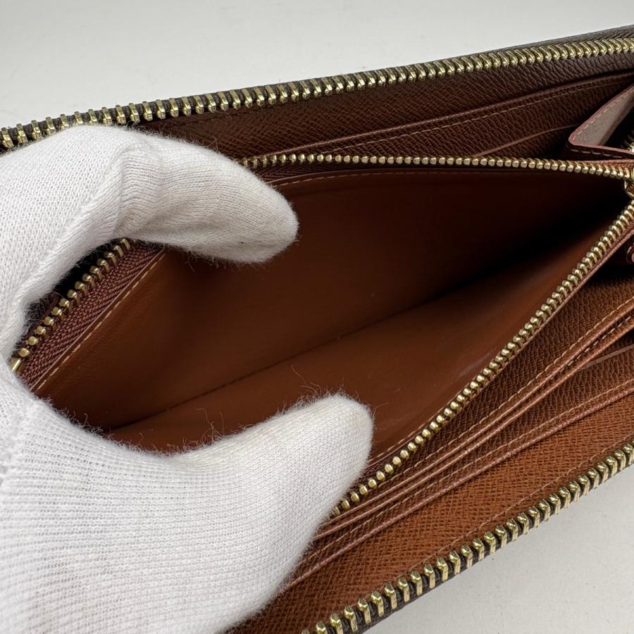 LOUIS VUITTON（ルイ・ヴィトン） ジッピー ウォレット ラウンドジップ