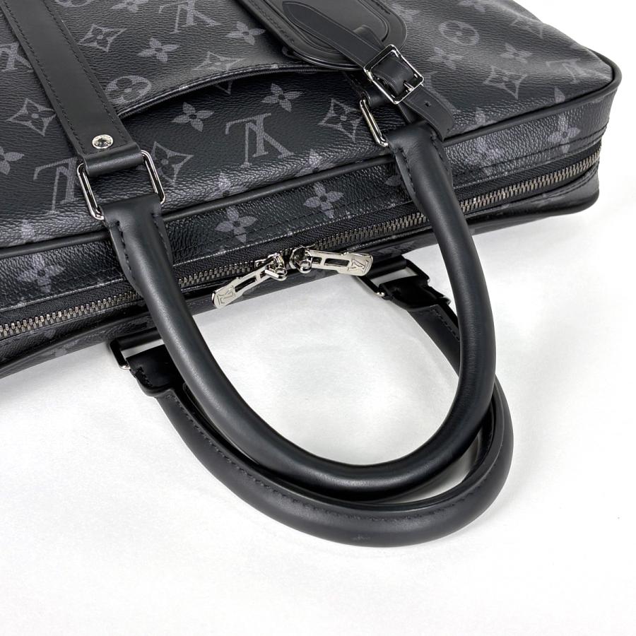 LOUIS VUITTON（ルイ・ヴィトン） ポルトドキュマン ヴォワヤージュ