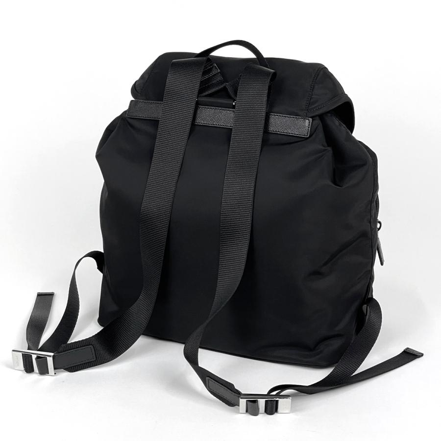 PRADA ￼ 1BZ005 ブラックナイロンフラップバックパック　美品 PRADA（プラダ） ロゴプレート リュックサック バッグパック テスート